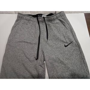 nike tapered pants